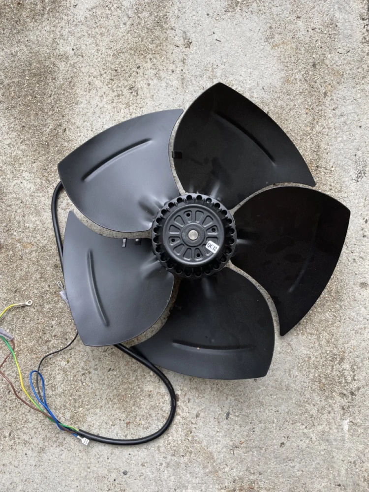 Motor s vrtulí pro EMA-22